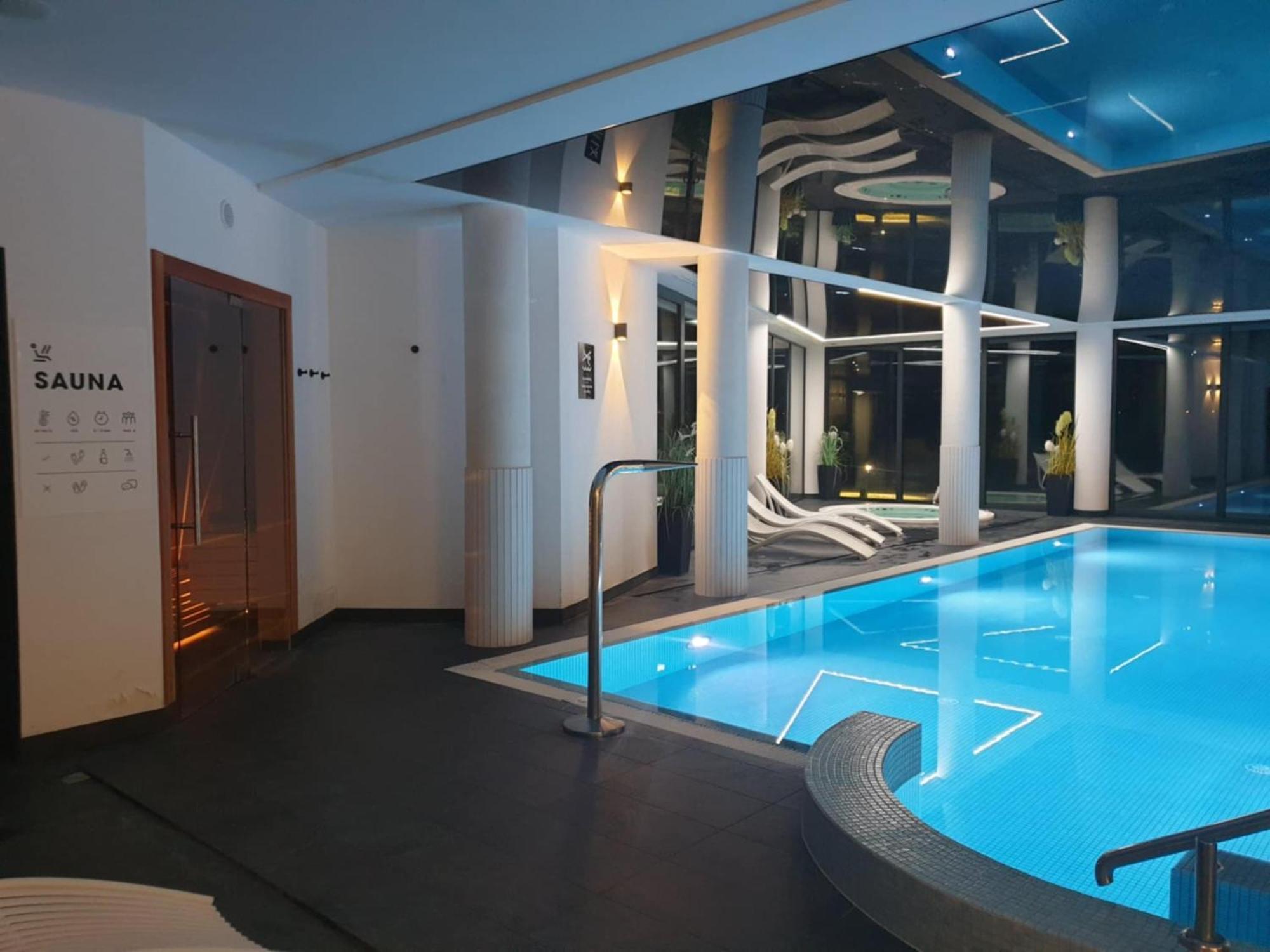 Westin House 113 *